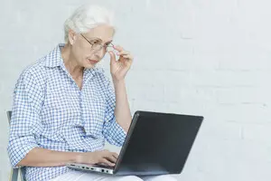 Социальные выплаты: как перейти с пенсии за выслугу лет на пенсию по возрасту